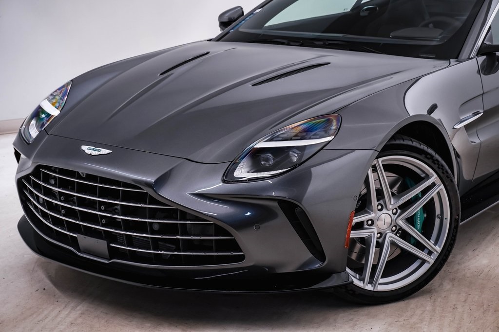 2025 Aston Martin Vantage Coupe 4