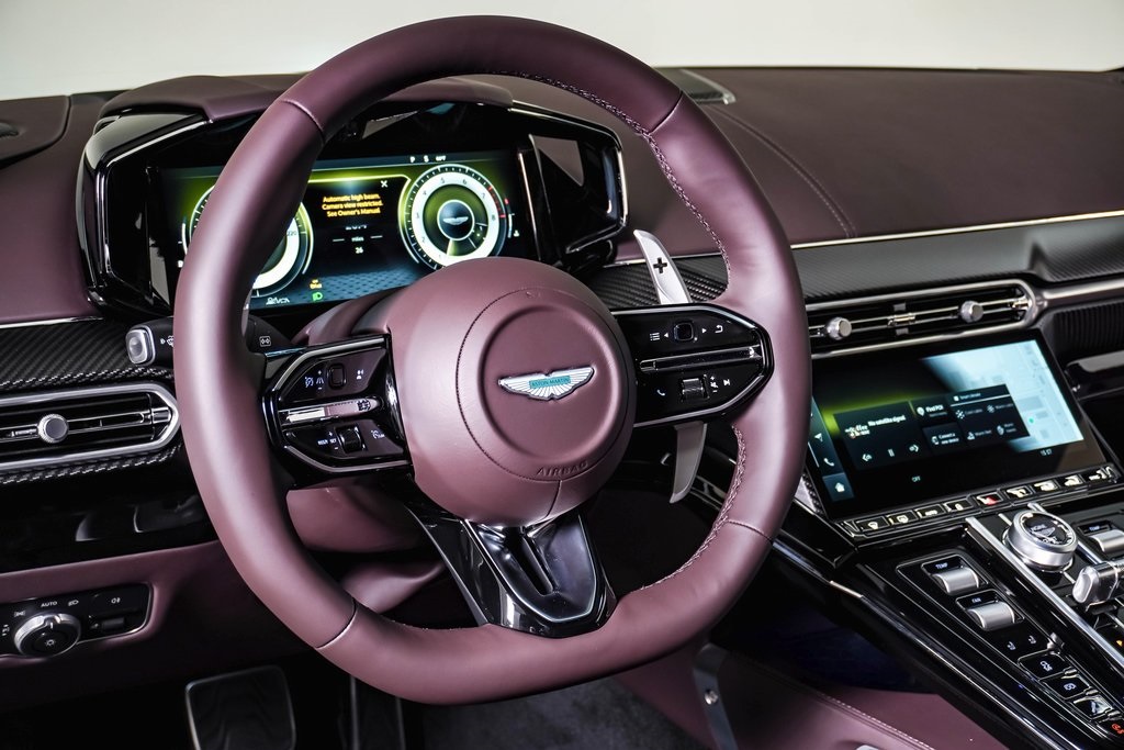 2025 Aston Martin Vantage Coupe 22