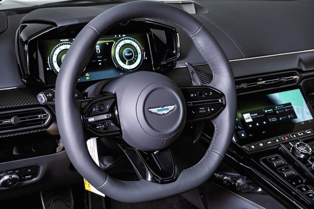 2025 Aston Martin Vantage Coupe 23