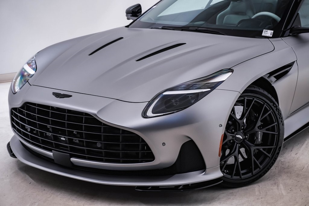 2025 Aston Martin DB12 Coupe 4