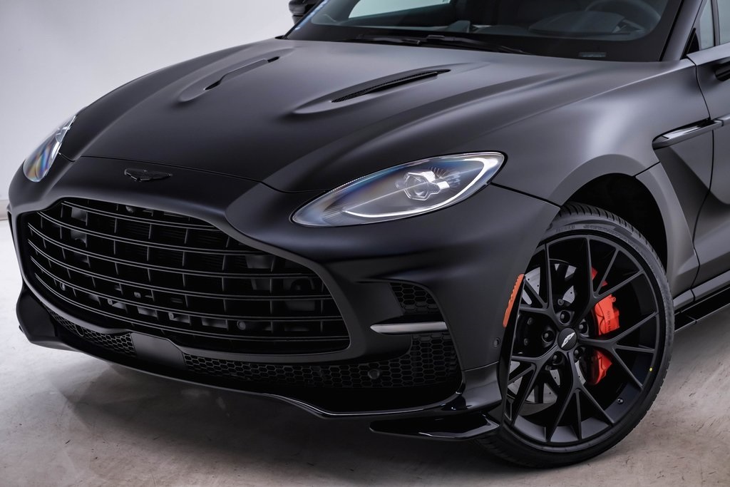 2025 Aston Martin DBX 707 4