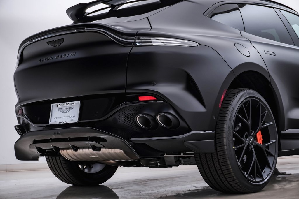 2025 Aston Martin DBX 707 14