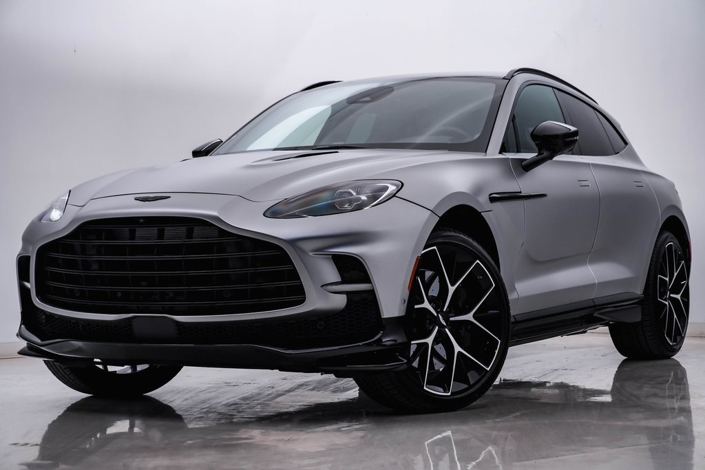 2025 Aston Martin DBX 707 1