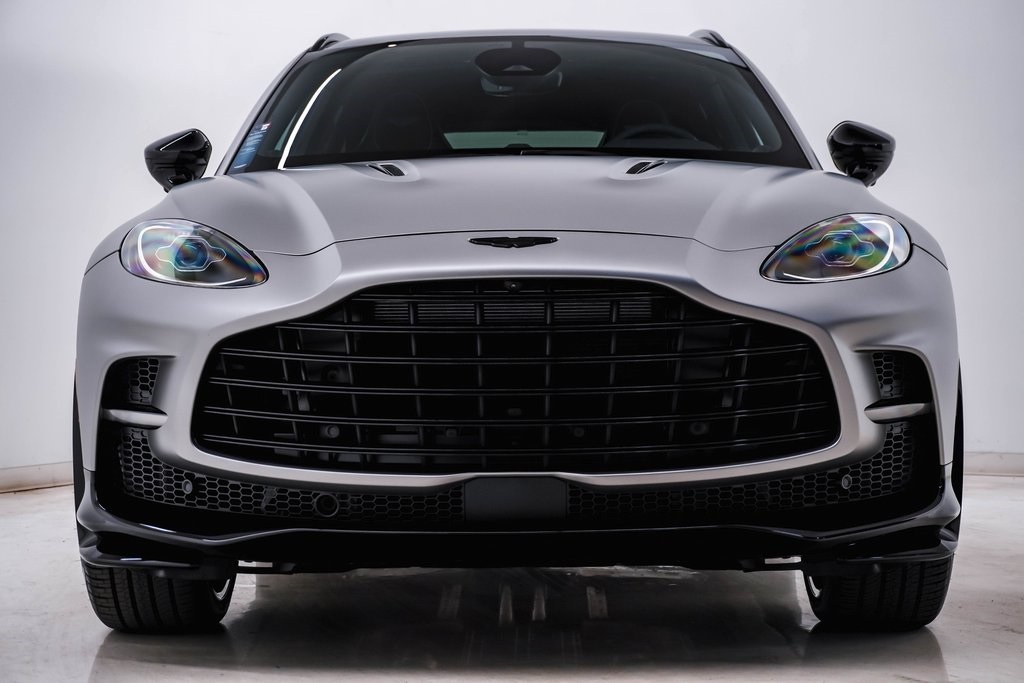 2025 Aston Martin DBX 707 7