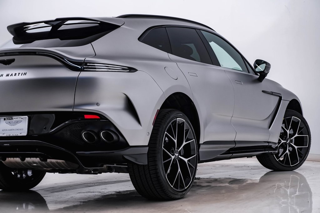 2025 Aston Martin DBX 707 11