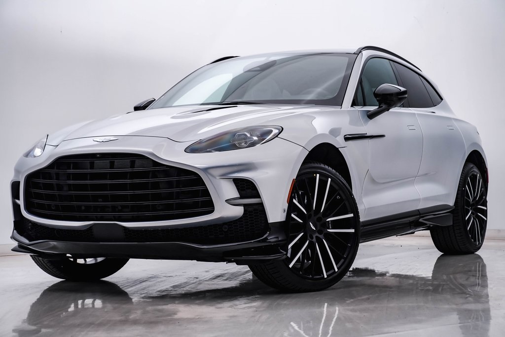 2025 Aston Martin DBX 707 1