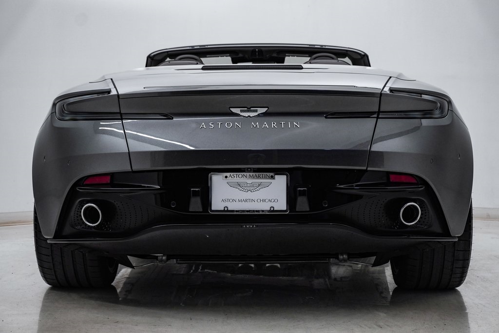 2025 Aston Martin DB12 Volante 12