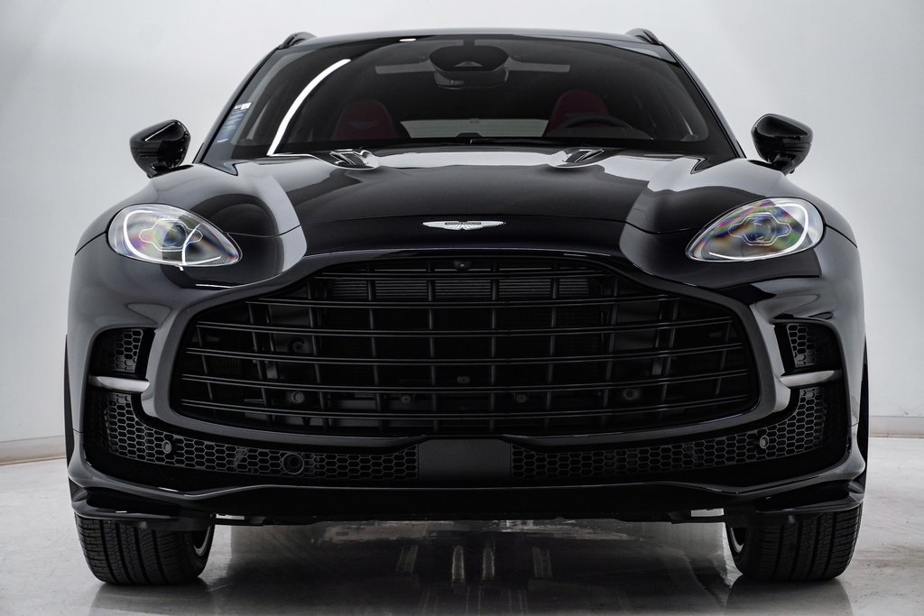 2025 Aston Martin DBX 707 6