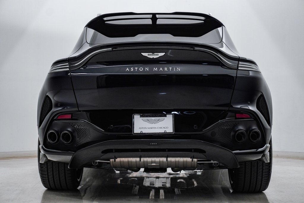 2025 Aston Martin DBX 707 8