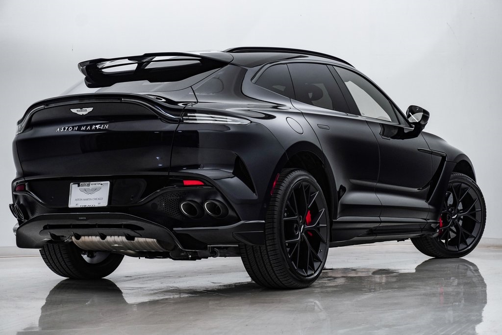 2025 Aston Martin DBX 707 9