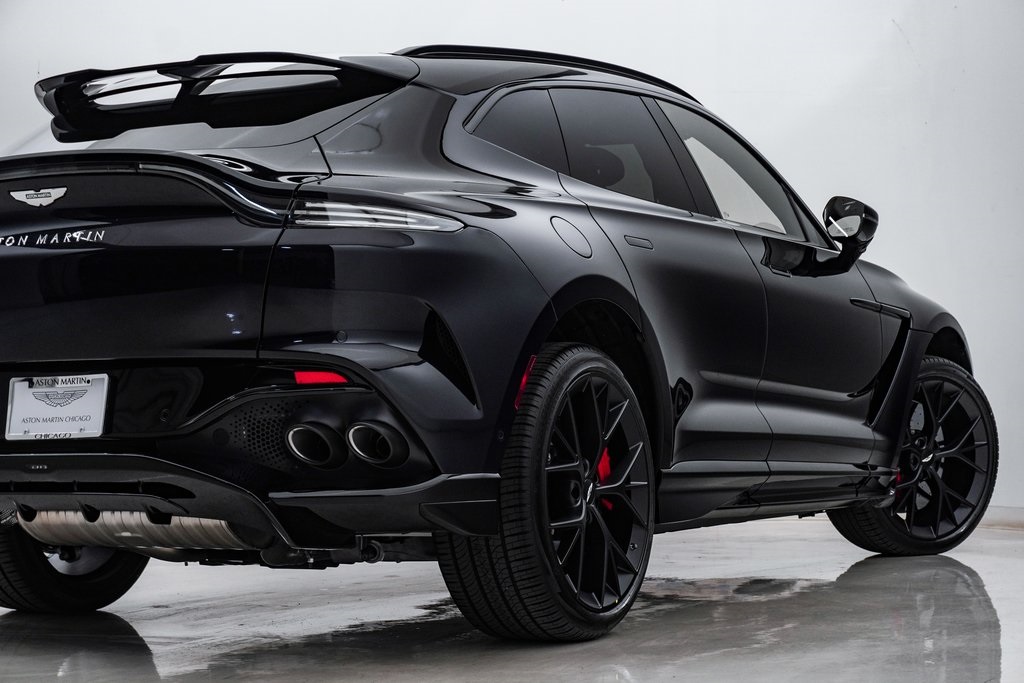 2025 Aston Martin DBX 707 10