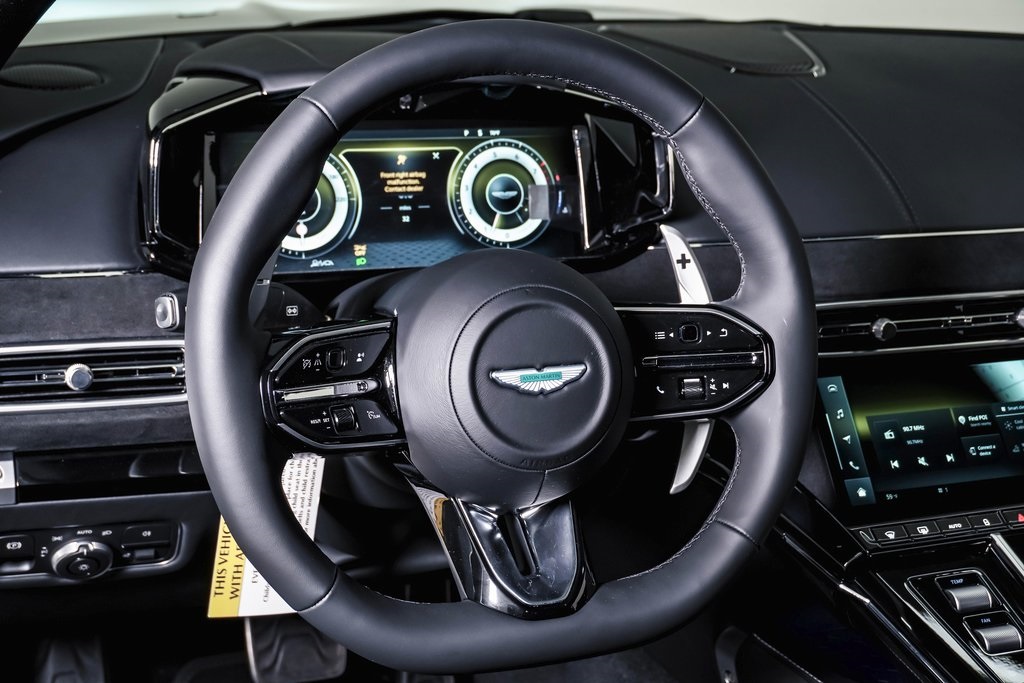 2025 Aston Martin Vantage Coupe 22