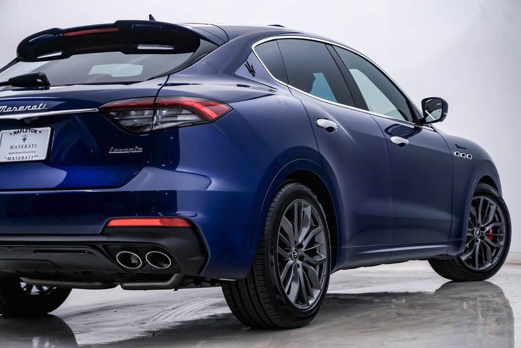 2023 Maserati Levante Modena 10