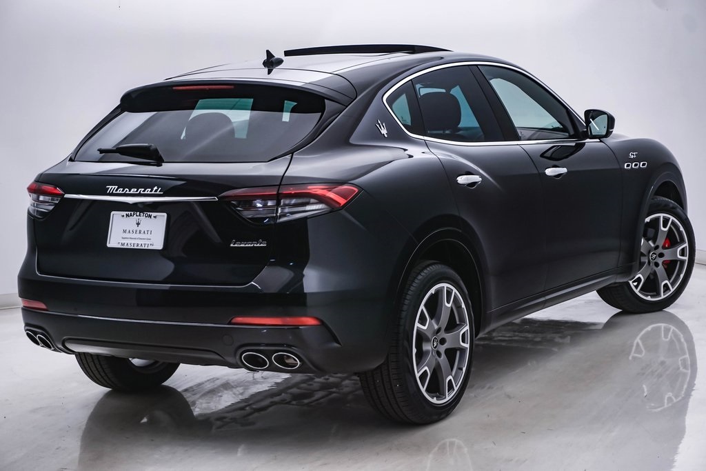 2023 Maserati Levante GT 11