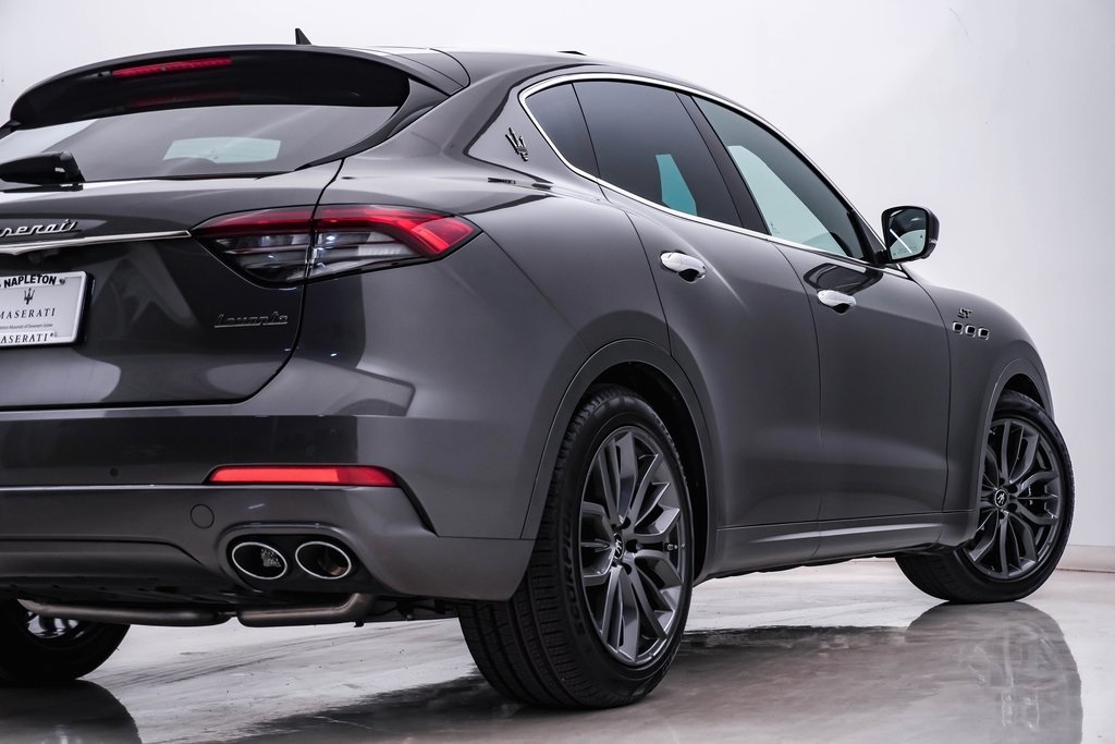 2024 Maserati Levante GT 10