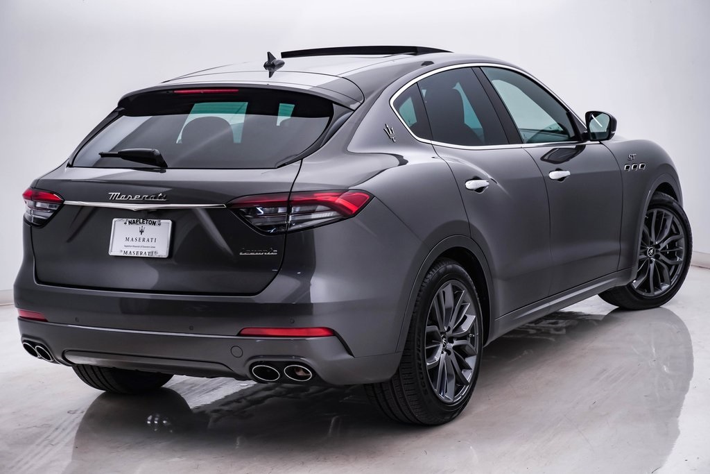 2024 Maserati Levante GT 11