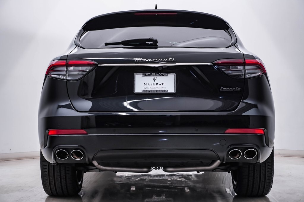 2024 Maserati Levante GT 8