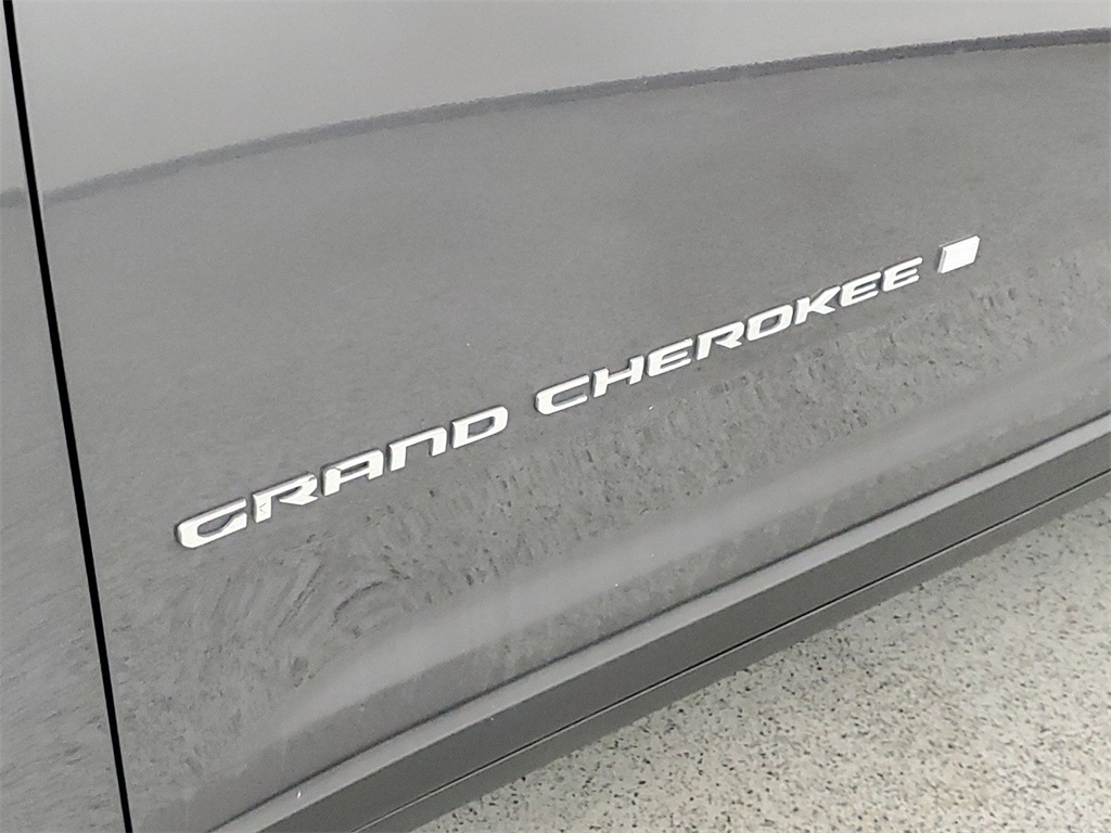 2021 Jeep Grand Cherokee L Limited 9