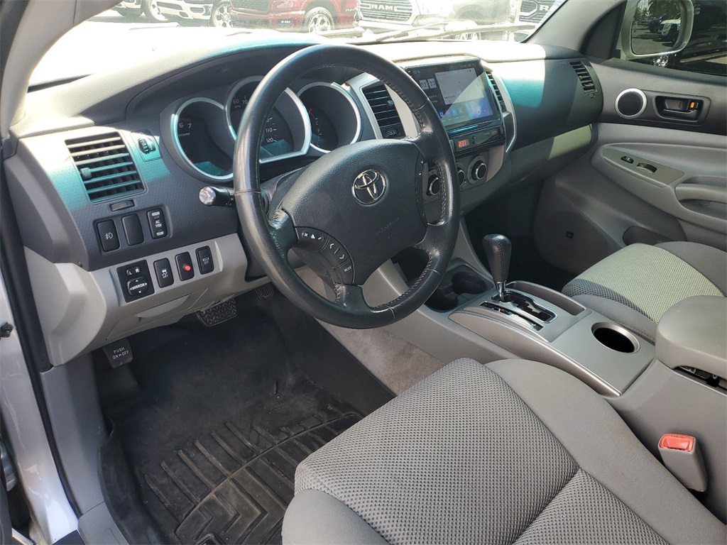 2010 Toyota Tacoma PreRunner 13