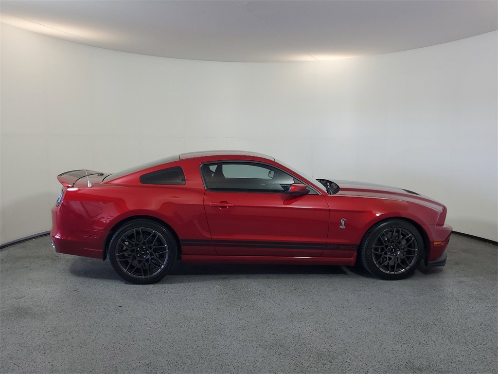 2013 Ford Mustang Shelby GT500 10
