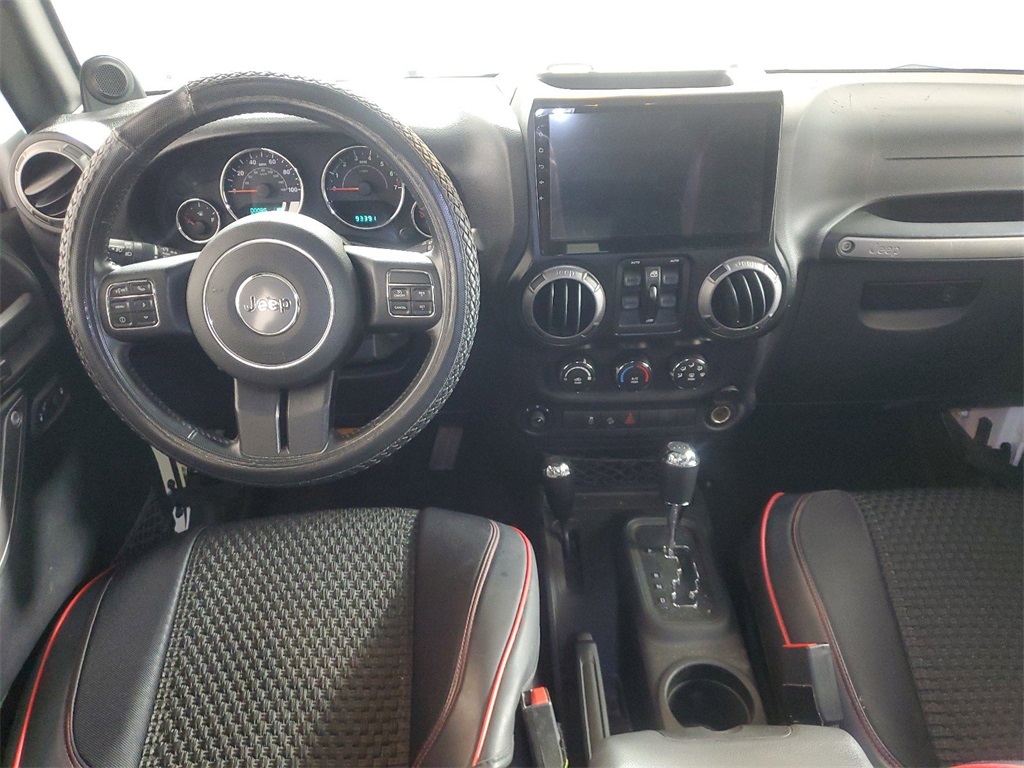 2014 Jeep Wrangler Unlimited Sport 12