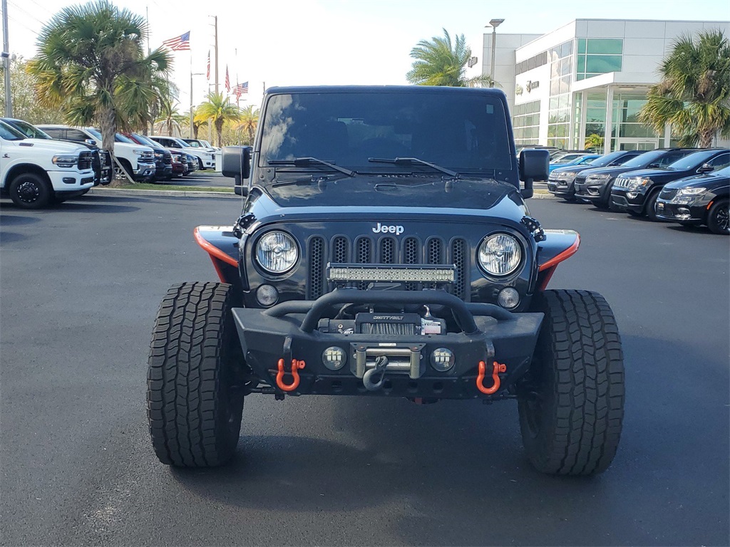 2014 Jeep Wrangler Unlimited Sahara 2