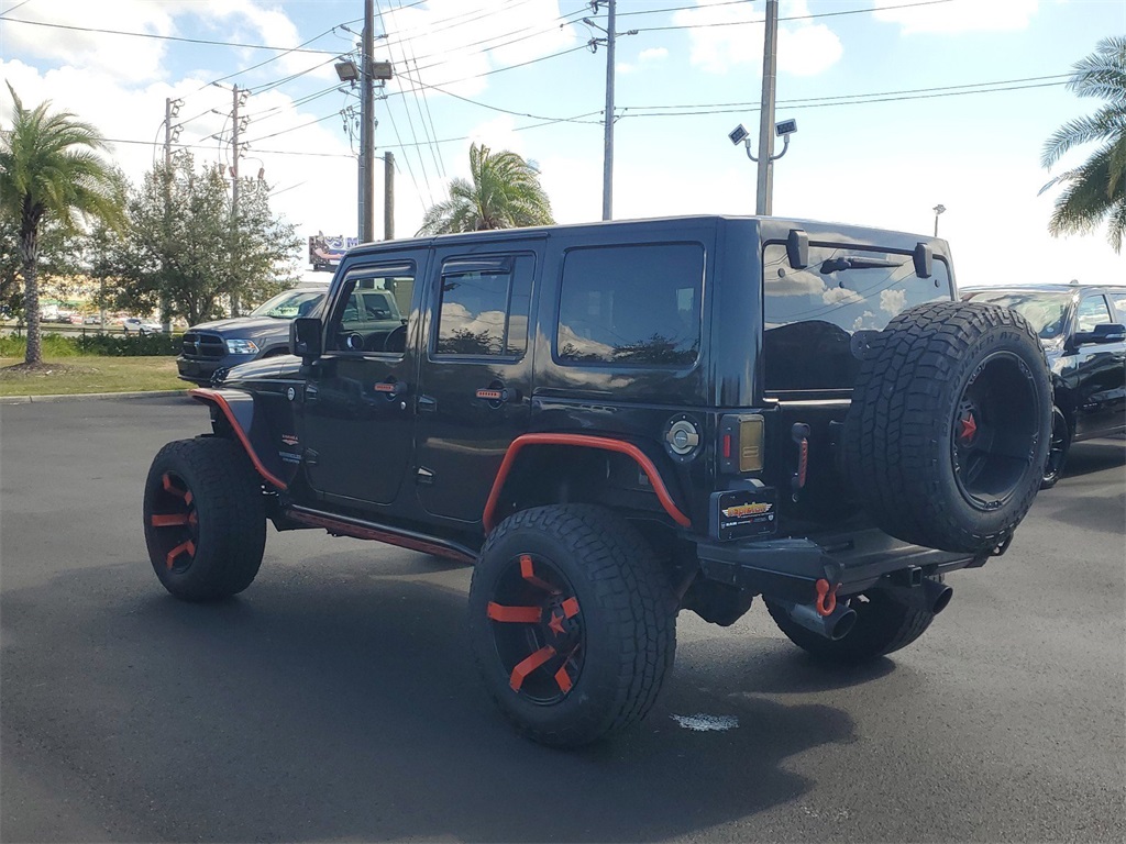 2014 Jeep Wrangler Unlimited Sahara 5