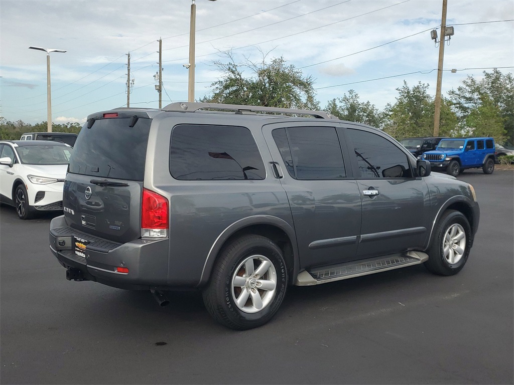 2014 Nissan Armada SV 9