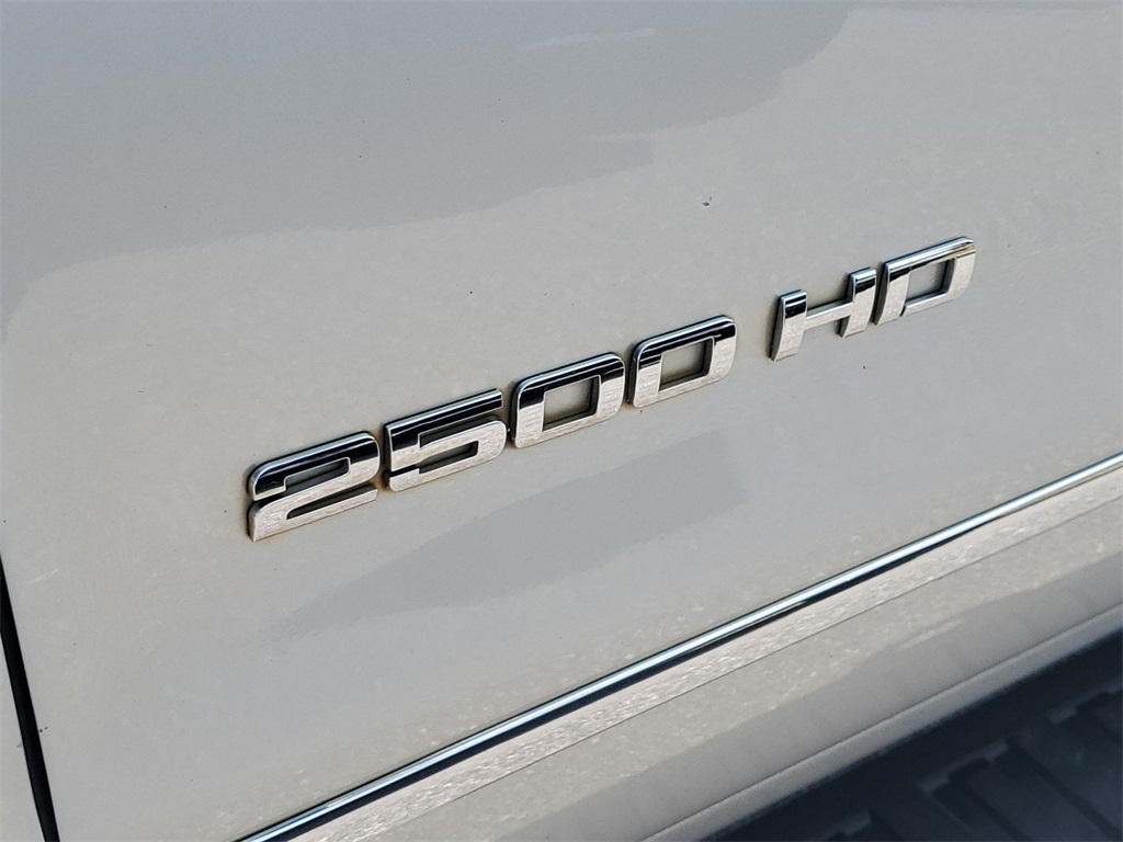 2019 Chevrolet Silverado 2500HD LTZ 31