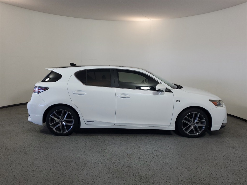 2015 Lexus CT 200h 8