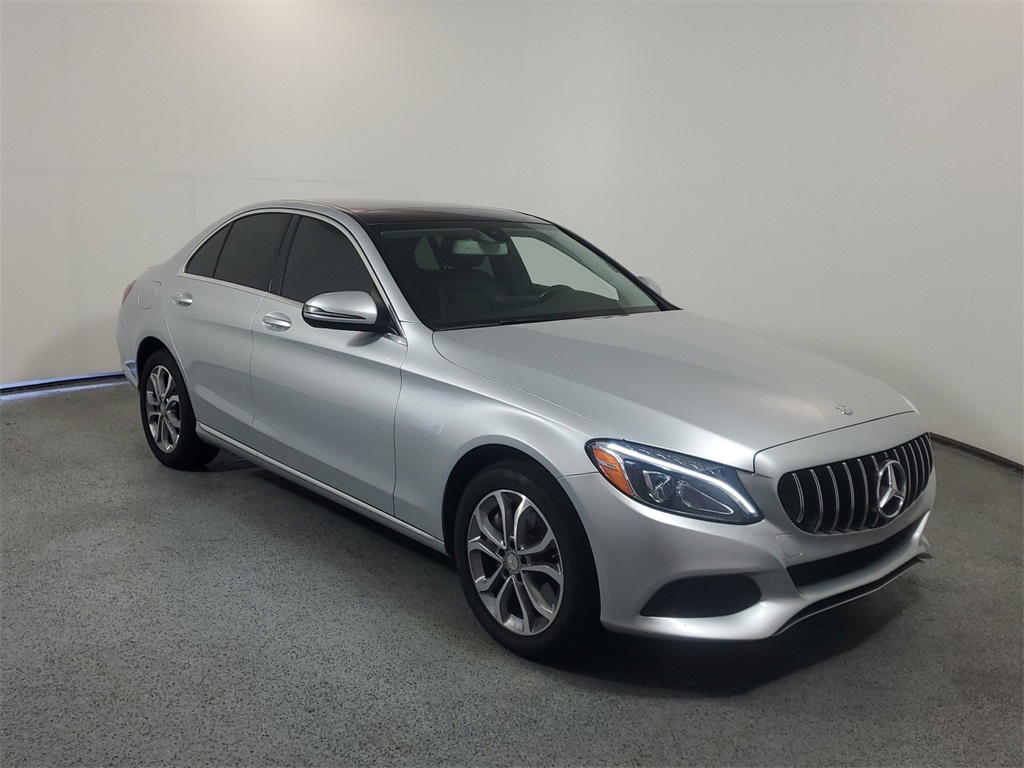 2016 Mercedes-Benz C-Class C 300 1