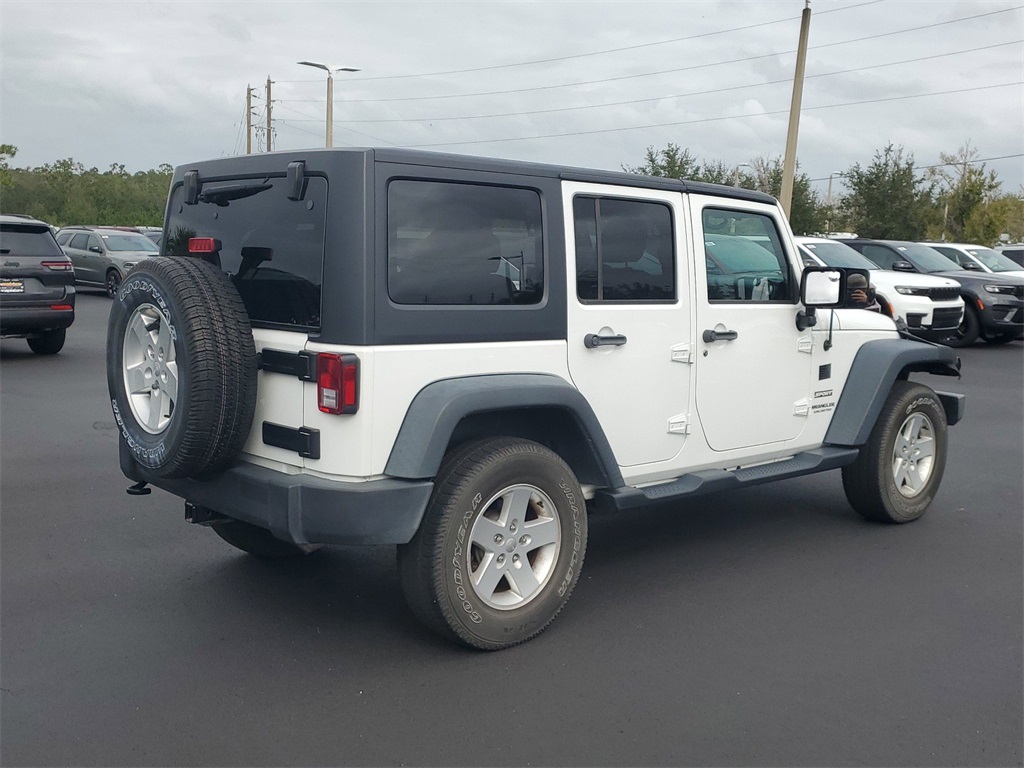 2017 Jeep Wrangler Unlimited Sport 9