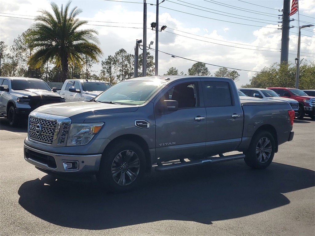 2017 Nissan Titan SV 3