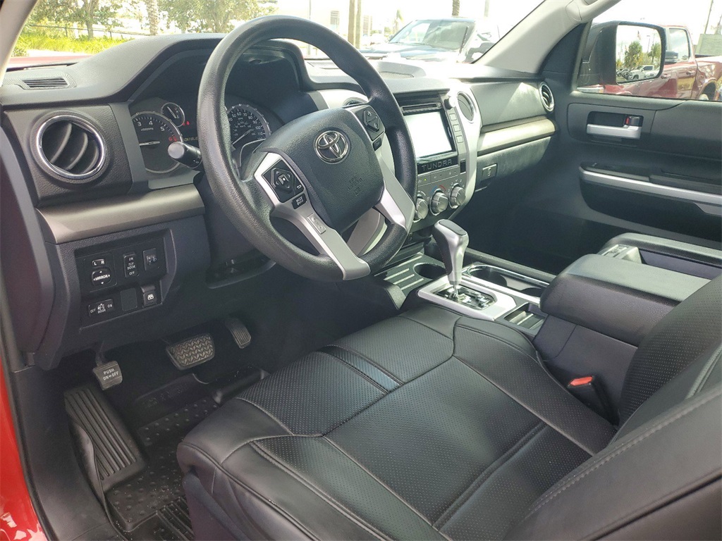 2017 Toyota Tundra SR5 14