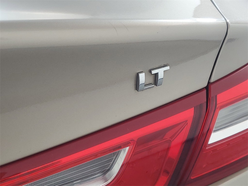 2018 Chevrolet Malibu LT 33