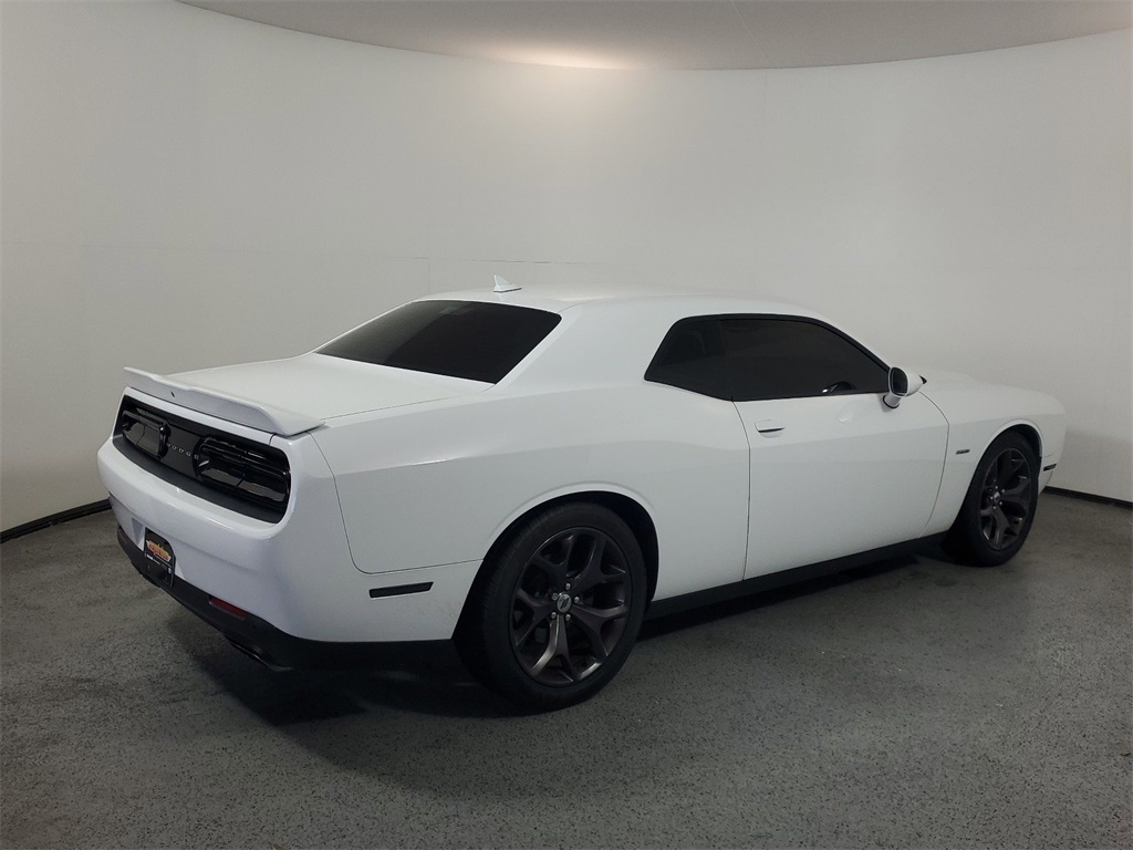 2018 Dodge Challenger R/T 6