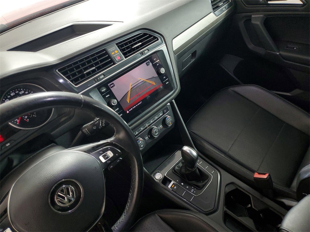2018 Volkswagen Tiguan 2.0T SEL 27