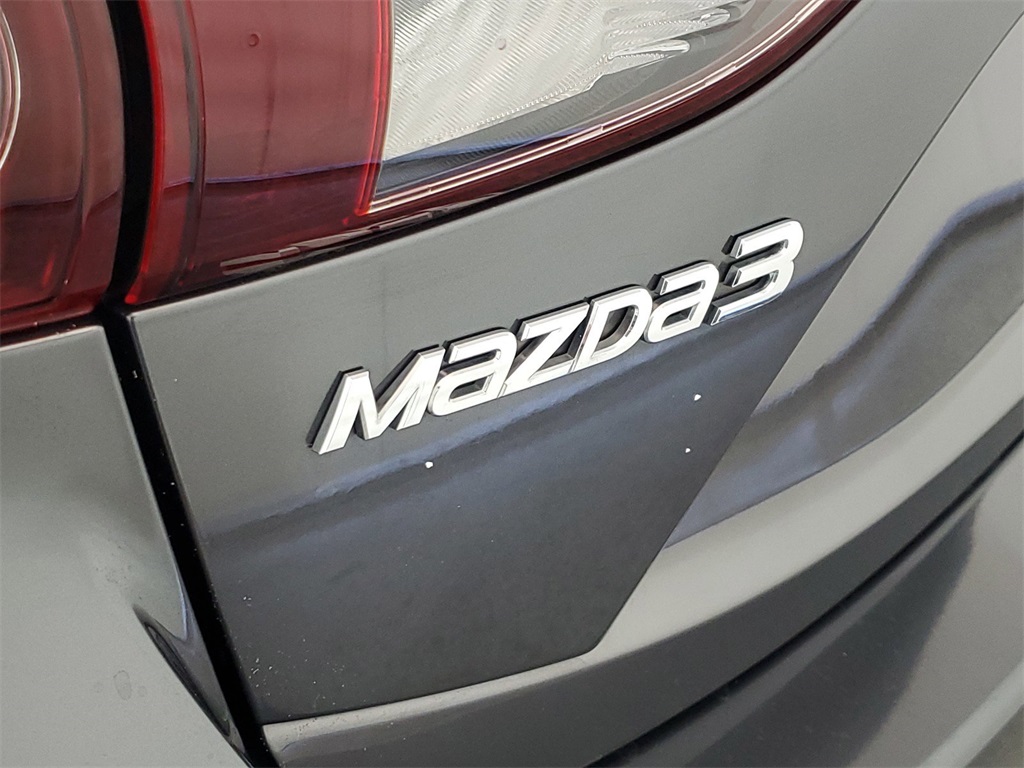 2018 Mazda Mazda3 Sport 32