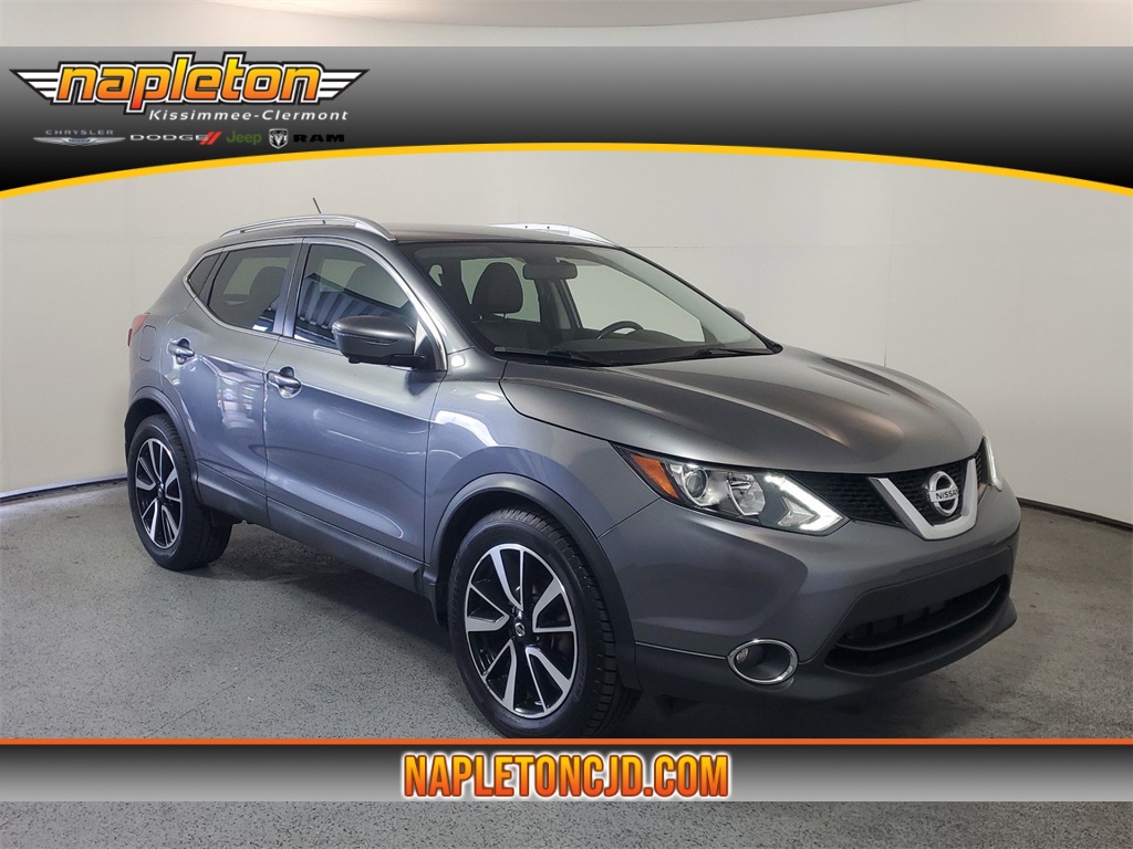 2018 Nissan Rogue Sport SL 1