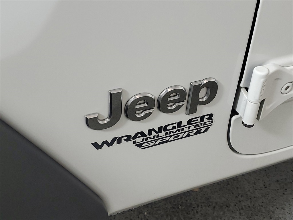 2018 Jeep Wrangler Unlimited Sport 29