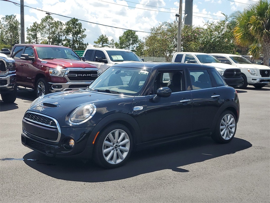 2019 MINI Cooper S Classic 3