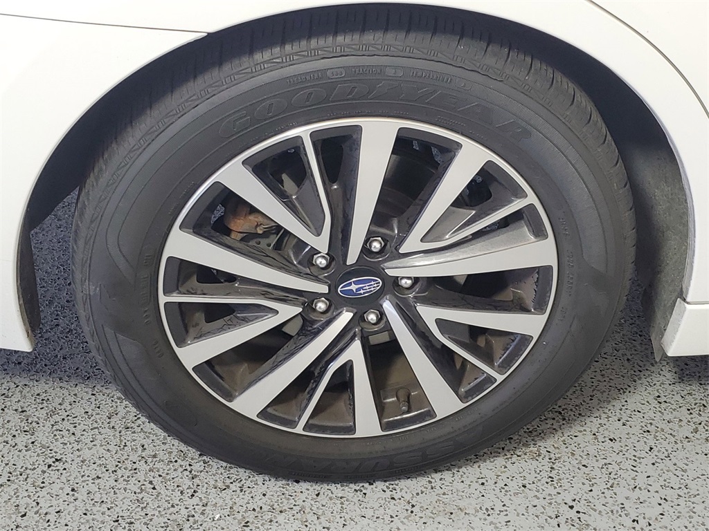 2019 Subaru Legacy 2.5i 8