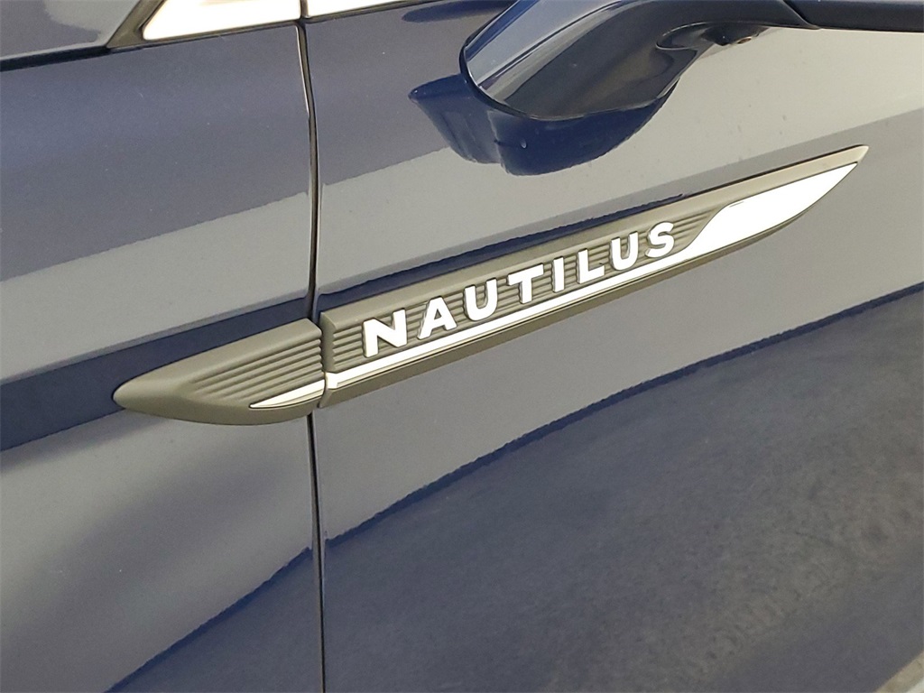 2019 Lincoln Nautilus Reserve 10