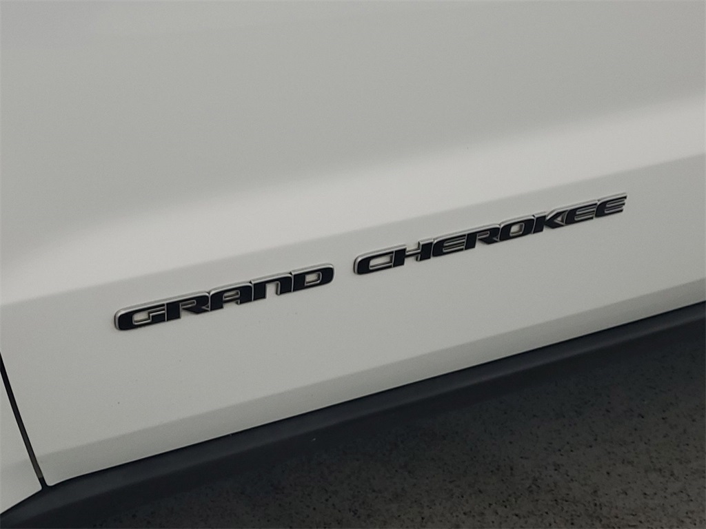 2019 Jeep Grand Cherokee Limited 9