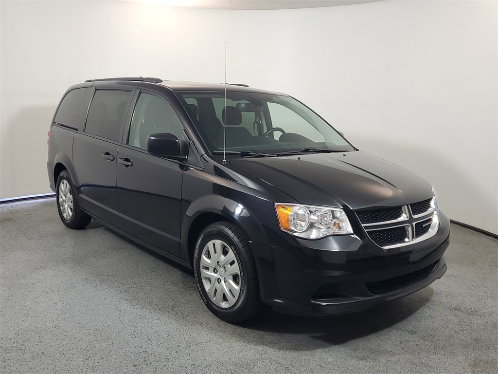 2019 Dodge Grand Caravan SE 1