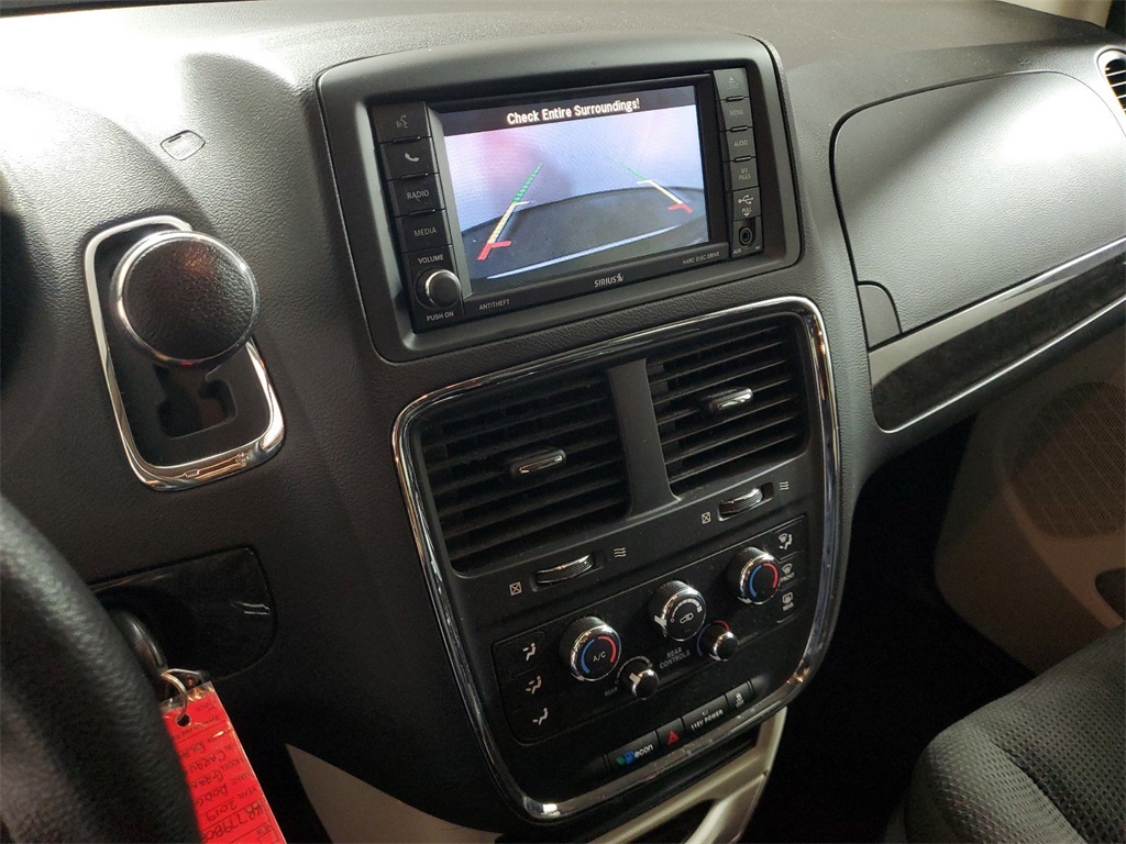 2019 Dodge Grand Caravan SE 21