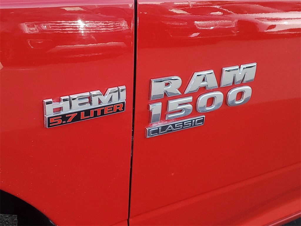 2019 Ram 1500 Classic SLT 11