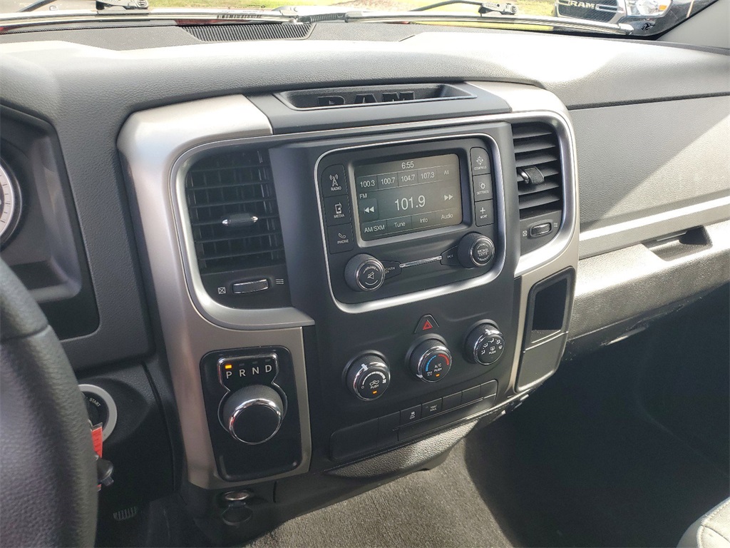 2019 Ram 1500 Classic SLT 18