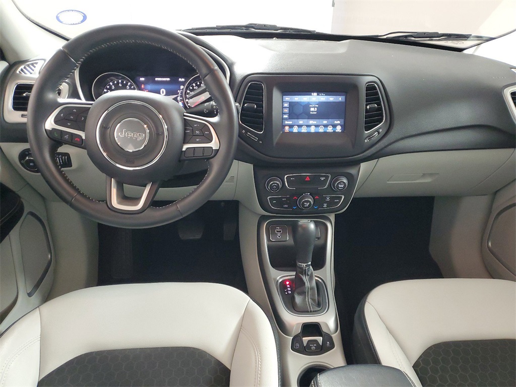 2019 Jeep Compass Latitude 18