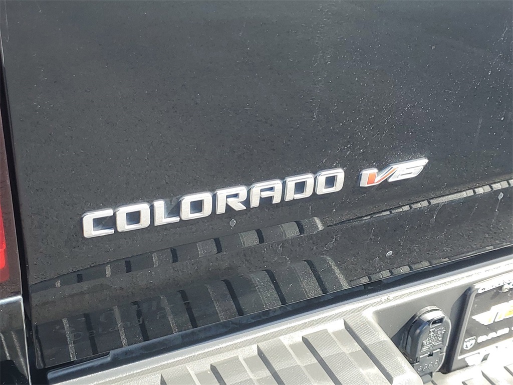 2020 Chevrolet Colorado LT 11